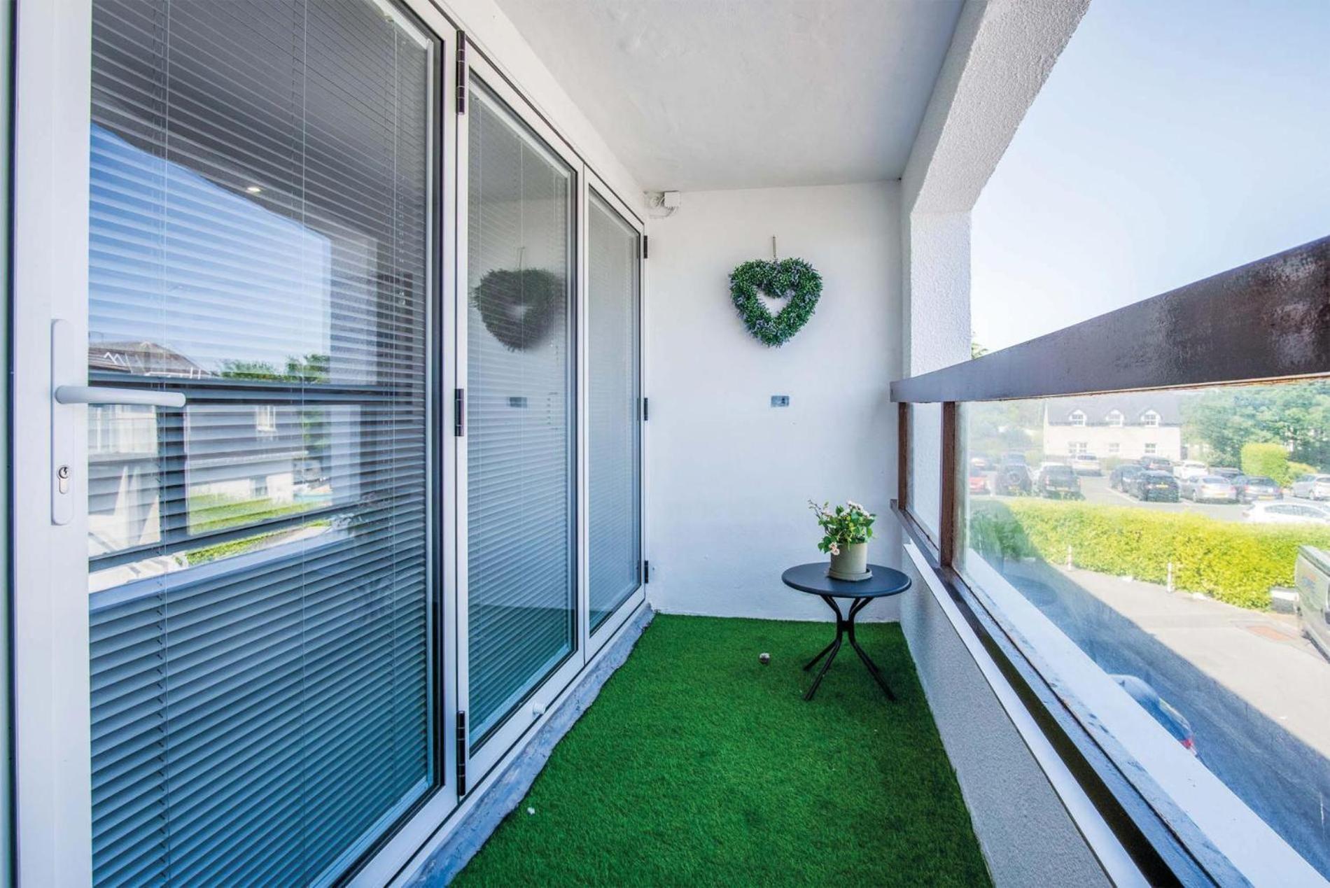 25 Captains Walk - 1 Bedroom Apartment - Сондерсфут Экстерьер фото